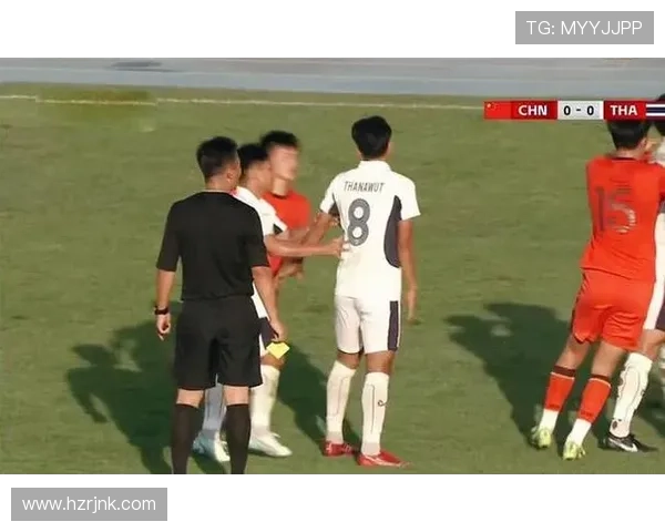 李新翔替补破门国足2-2泰国